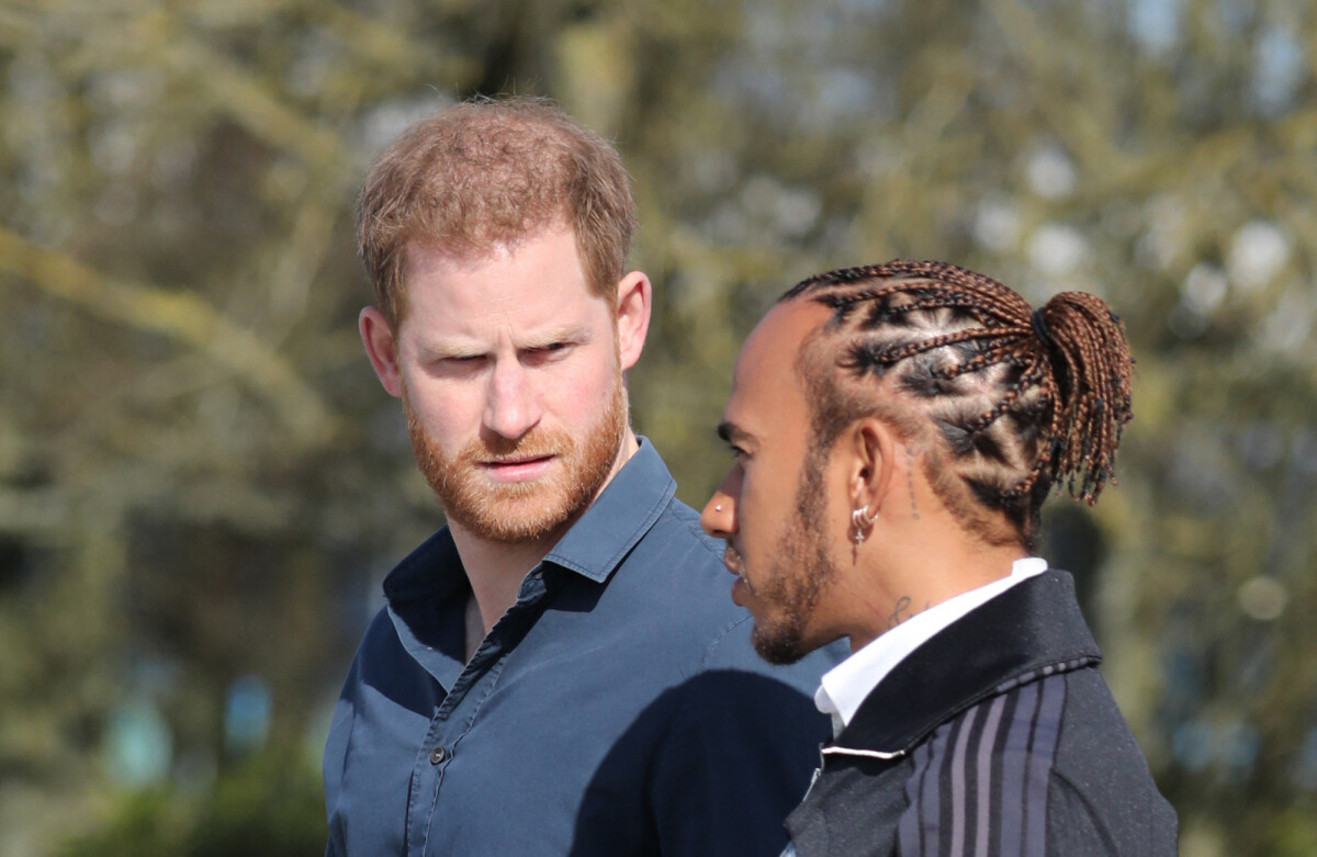 Photo Le prince Harry et Lewis Hamilton arrivent au circuit de