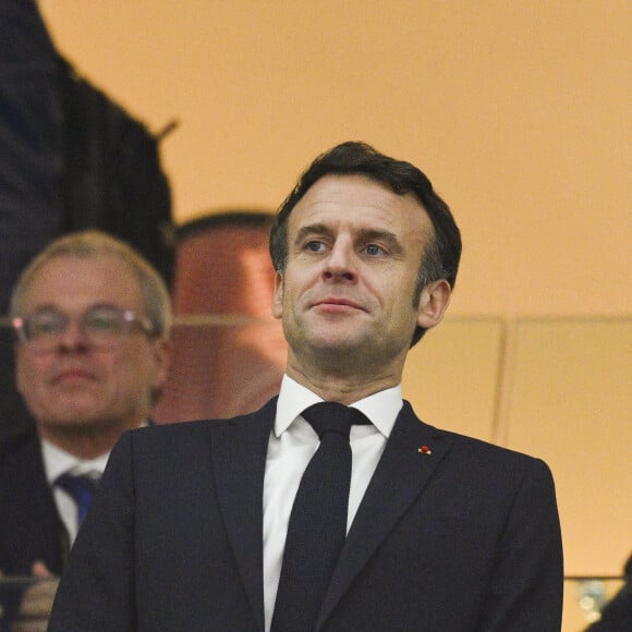 Emmanuel Macron, le président de la République Française et Gianni Infantino, le président de la FIFA - Le président de la République française Emmanuel Macron assiste au match de demi-finale "France - Maroc" lors de la Coupe du Monde 2022 au Qatar (FIFA World Cup Qatar 2022), le 14 décembre 2022. © JB Autissier / Panoramic / Bestimage