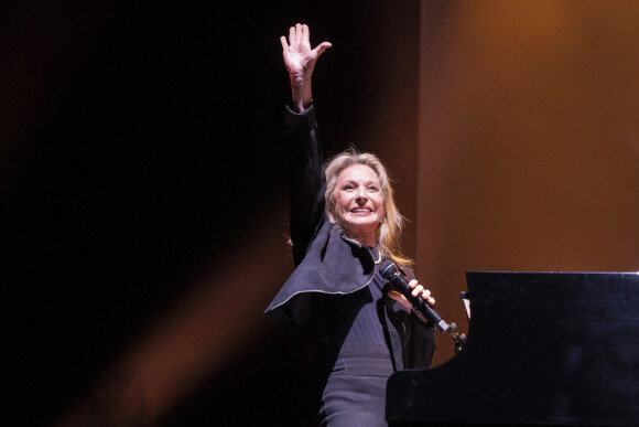 Exclusif - Véronique Sanson - XVème gala pour la Fondation Recherche Alzheimer à l'Olympia à Paris le 14 mars 2022. © Jack Tribeca/Bestimage