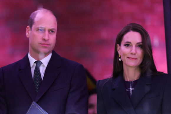 Le prince de Galles William et Kate Catherine Middleton, princesse de Galles, lors de l'illumination de l'Hôtel de Ville à l'occasion de la remise du prix "Earthshot Prize Awards" à Boston. Le 30 novembre 2022 