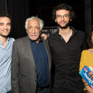 Exclusif - Jules Darmon, Tom Darmon, Gerard Darmon Virginie Darmon - Backstage de l'enregistrement de l'émission "La Chanson secrète 7 " à la Scène musicale à Paris, qui sera diffusée le 15 janvier 2021 sur TF1.  © Gaffiot-Moreau / Bestimage 