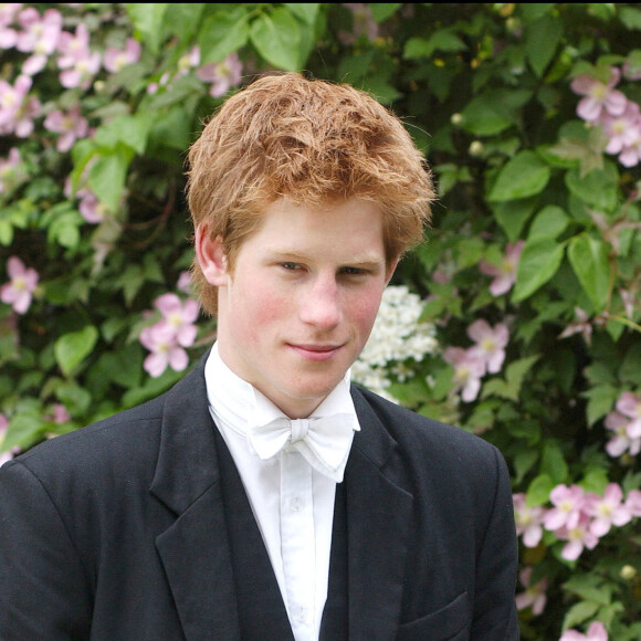 Le Prince Harry au collège d'Eton en 2003