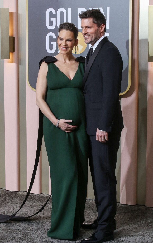 Hilary Swank et Philip Schneider au photocall de la 80ème cérémonie des Golden Globes, au "Beverly Hilton" à Los Angeles. 