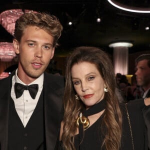 Priscilla Presley, Austin Butler, Lisa Marie Presley et Baz Luhrmann à la 80ème cérémonie des Golden Globes, au "Beverly Hilton" à Los Angeles, le 10 janvier 2023. © HFPA via The Grosby Group / Bestimage