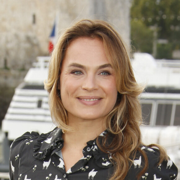 Mélanie Maudran "Un si grand soleil" - Photocall lors du Festival de la Fiction de La Rochelle. Le 18 septembre 2021 © Christophe Aubert via Bestimage