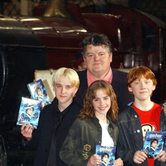 Robbie Coltrane avec Rupert Grint, Emma Watson et Tom Felton à Londres.