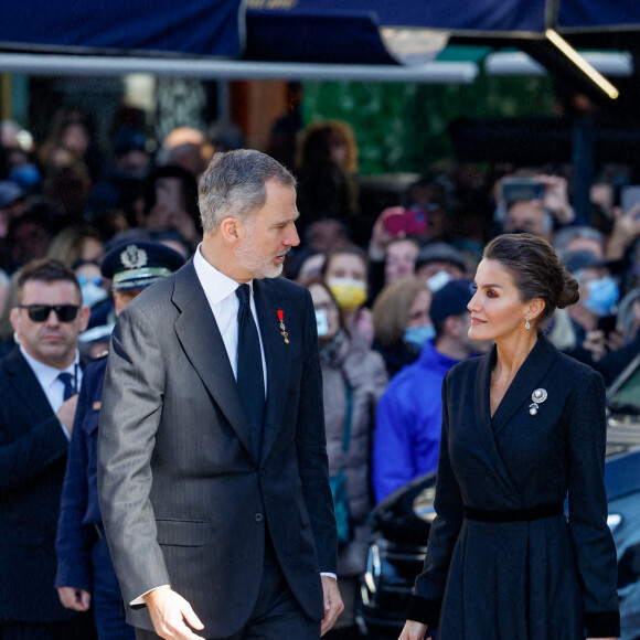 Le roi Felipe VI d'Espagne et la reine Letizia - Arrivées aux obsèques du roi Constantin II de Grèce en la cathédrale métropolitaine d'Athènes. Le 16 janvier 2023. © Cyril Moreau / Bestimage 