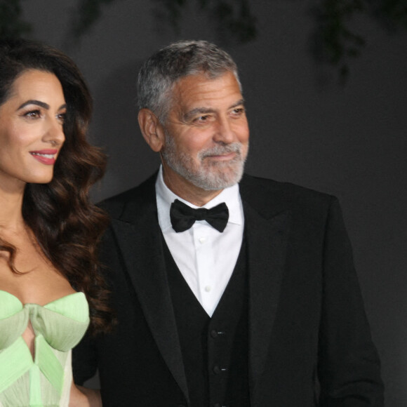 Amal Clooney and George Clooney - Photocall de la 2ème édition du gala annuel du musée de l'Académie à l'Academy Museum of Motion Pictures de Los Angeles, Californie, Etats-Unis, le 15 octobre 2022. © T. Lowe/Zuma Press/Bestimage