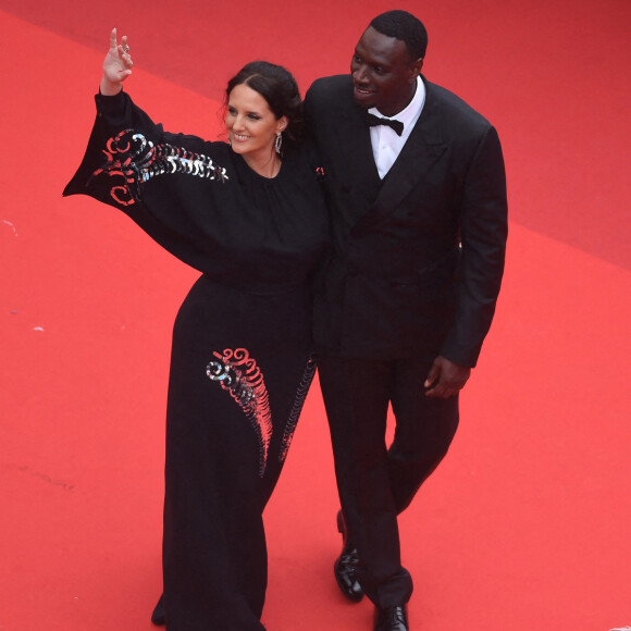 Omar Sy et sa femme Hélène - Montée des marches du film " Top Gun : Maverick " lors du 75ème Festival International du Film de Cannes. Le 18 mai 2022 © Giancarlo Gorassini / Bestimage