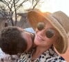 Cindy Poumeyrol et son mari Thomas en Afrique.