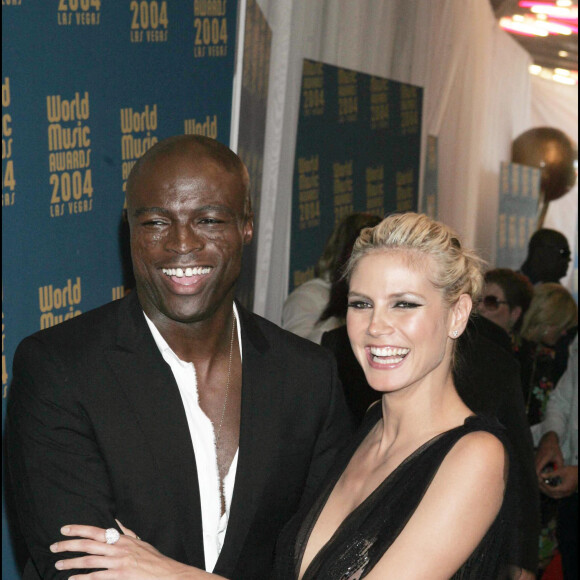 Seal et Heidi Klum lors du World Music Awards à Las Vegas le 15 septembre 2004.