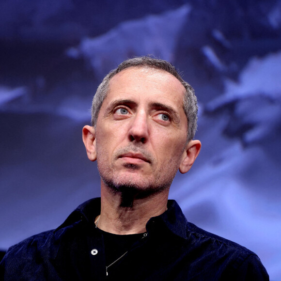 Gad Elmaleh lors de la cérémonie d'ouverture du 26ème festival international du film de comédie de l'Alpe d'Huez le 16 janvier 2023. © Dominique Jacovides / Bestimage 