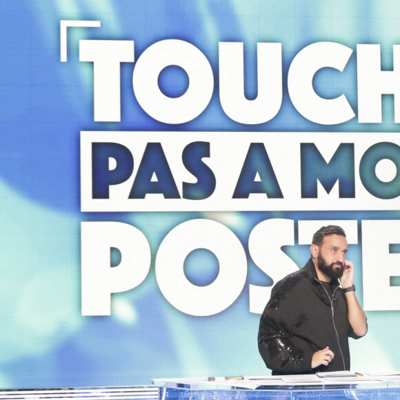 Exclusif - Cyril Hanouna sur le plateau de l'émission TPMP (Touche Pas à Mon Poste) présentée en direct par C.Hanouna et diffusée sur C8 - Paris le 9 janvier 2023 - © Jack Tribeca / Bestimage 