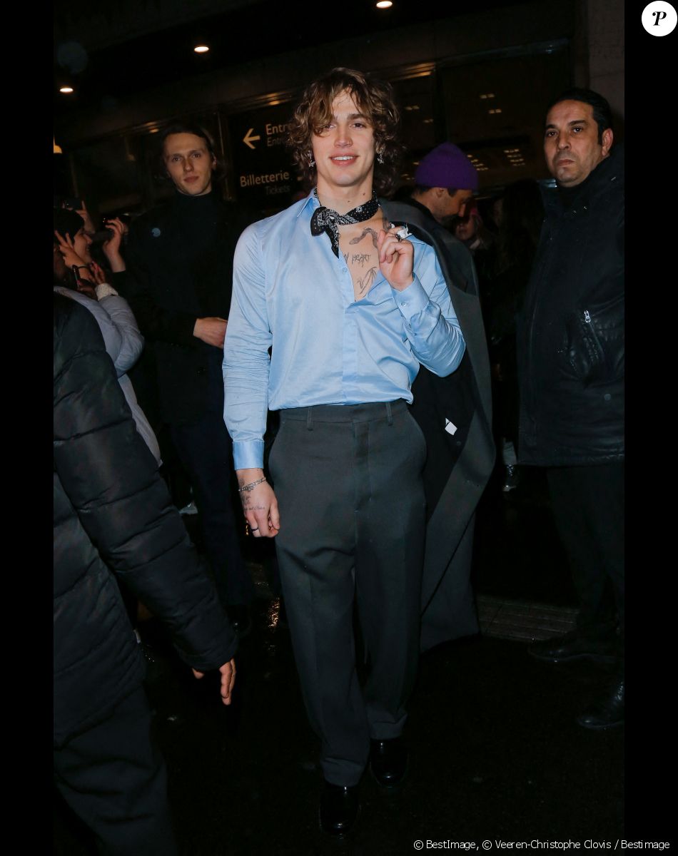 Vinnie Hacker - Arrivées au défilé de mode Hommes "AMI" prêt-à-porter automne-hiver 2023/2024 lors de la fashion week de Paris. Le 19 janvier 2023 © Veeren-Christophe Clovis / Bestimage