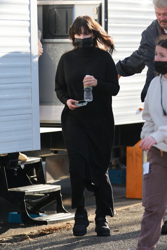 Selena Gomez se rend sur le tournage de la série "Only Murders in the Building" à New York le 18 janvier 2023. 