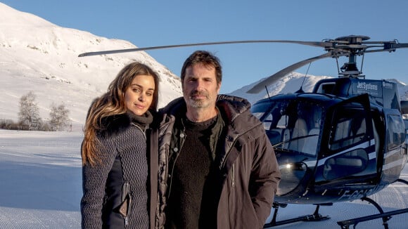 Richard Orlinski à l'Alpe d'Huez avec sa compagne Elisa : arrivée remarquée des amoureux en hélicoptère...