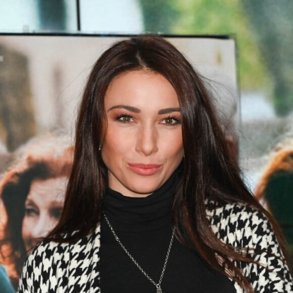 Delphine Wespiser (Miss France 2012) à la première du film "Reste Un Peu" au cinéma UGC Ciné Cité Les Halles à Paris, le 15 novembre 2022. © Guirec Coadic/Bestimage 