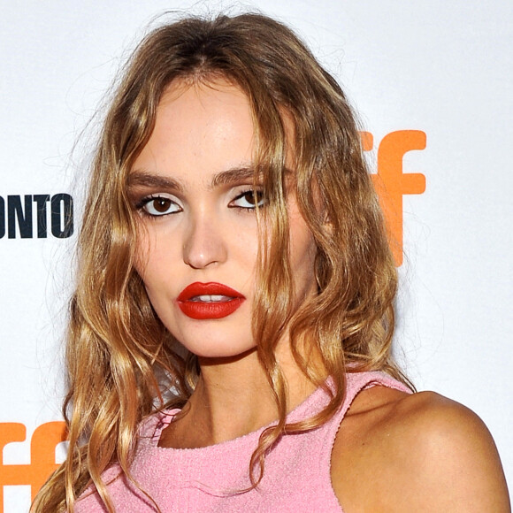 Lily-Rose Depp lors du photocall du film "Silent Night" au Festival du film de Toronto (TIFF) à la salle de concert Roy Thomson Hall à Toronto, Ontario, Canada, le 17 septembre 2021. © Brent Perniac/AdMedia/Zuma Press/Bestimage