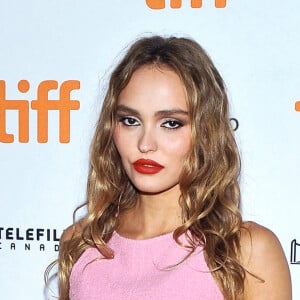 Lily-Rose Depp lors du photocall du film "Silent Night" au Festival du film de Toronto (TIFF) à la salle de concert Roy Thomson Hall à Toronto, Ontario, Canada, le 17 septembre 2021. © Brent Perniac/AdMedia/Zuma Press/Bestimage