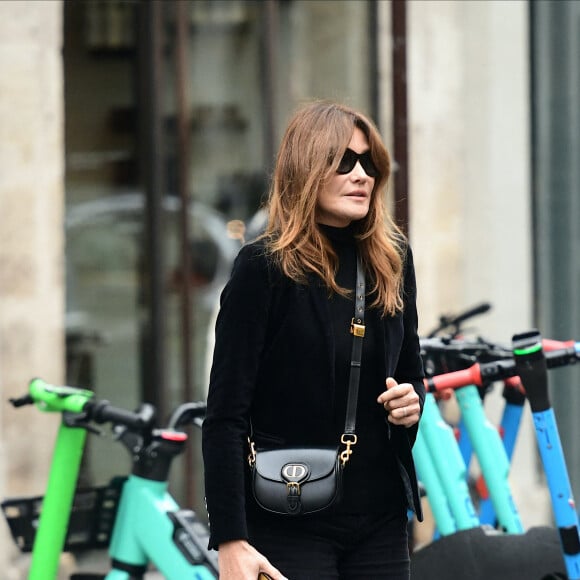 Exclusif - Carla Bruni-Sarkozy - Hommage à la chanteuse Dani en l'église Saint-Roch à Paris le 1er octobre 2022.