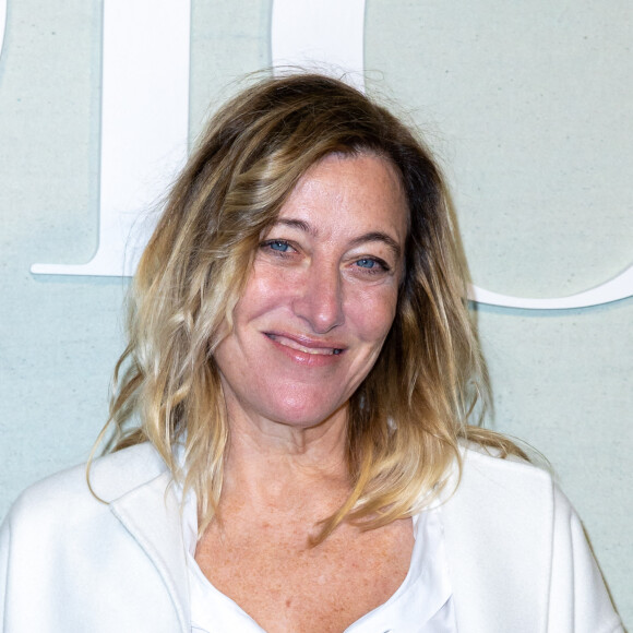Valeria Bruni-Tedeschi - Photocall du défilé Dior Collection Femme Prêt-à-porter Printemps/Eté 2023 lors de la Fashion Week de Paris, France, le 27 septembre 2022. © Olivier Borde/Bertrand Rindoff Petroff/ Bestimage