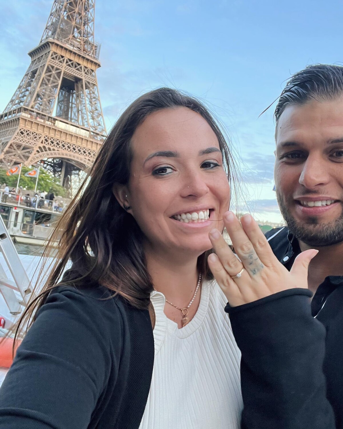 Photo : Kelly Helard redemandée en mariage par Neymar - Purepeople