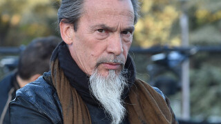 Florent Pagny méconnaissable et confondu avec un SDF : malaise dans le hall d'un grand hôtel