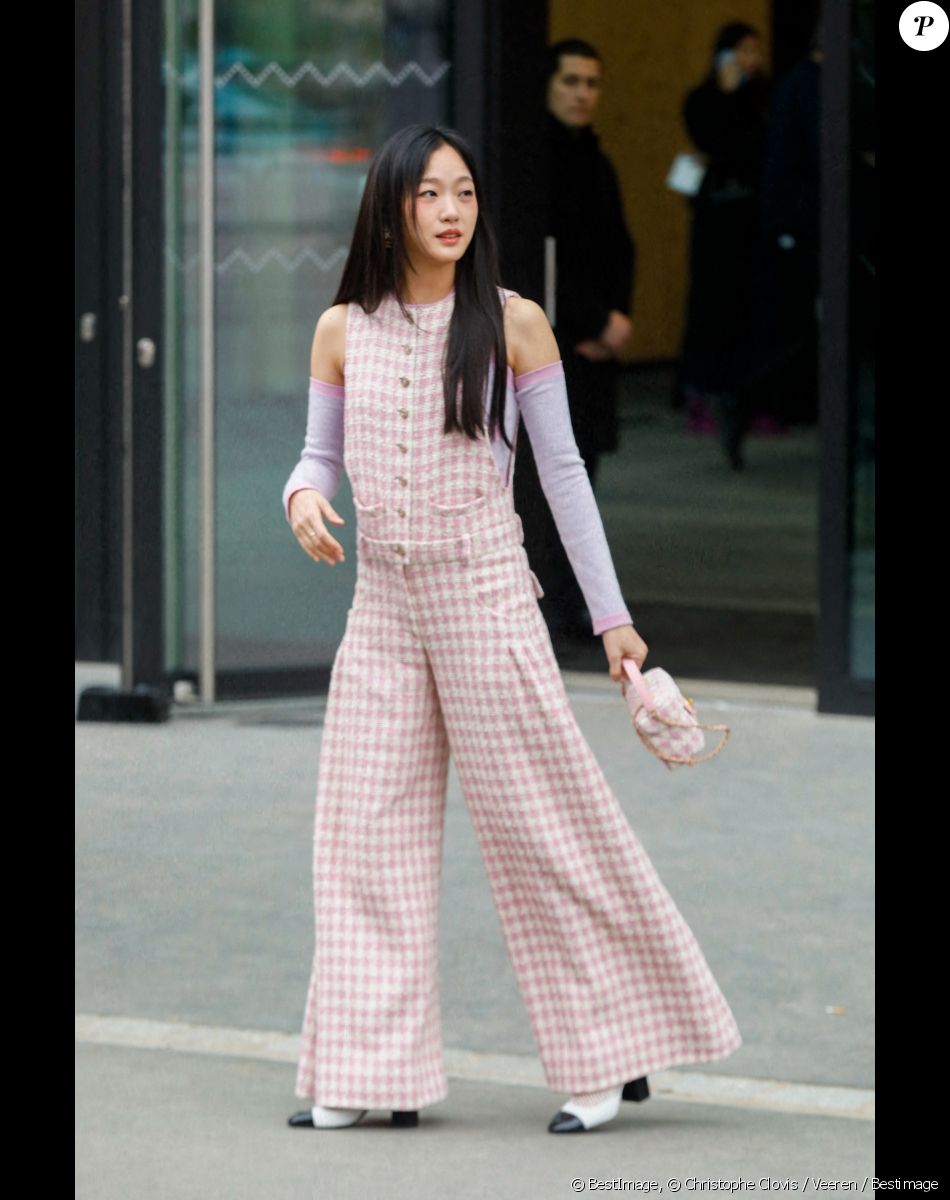 Kim Go-Eun - Arrivées au défilé Chanel Haute Couture printemps / été 2023 lors de la fashion week à Paris le 24 janvier 2023. © Christophe Clovis / Veeren / Bestimage