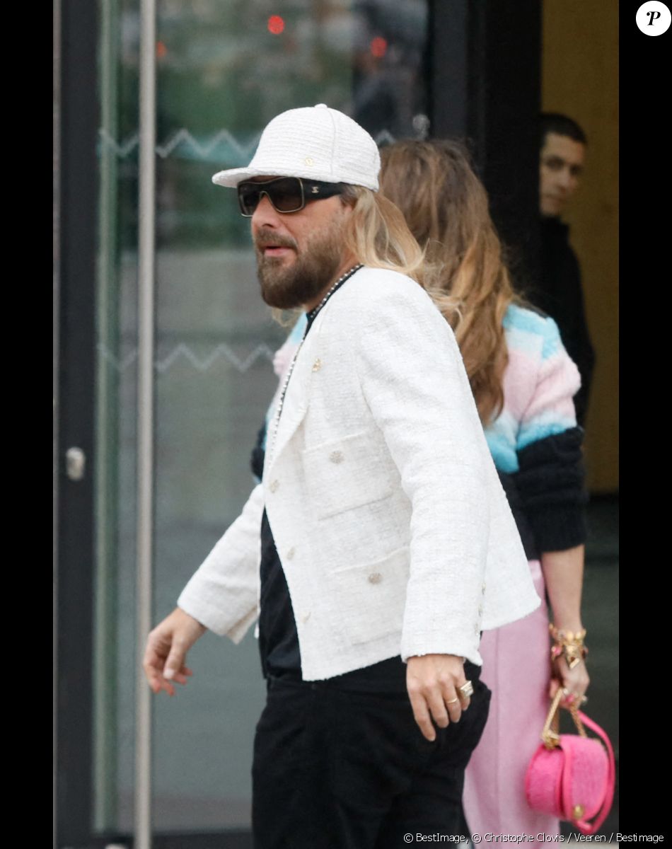 Sebastien Tellier - Arrivées au défilé Chanel Haute Couture printemps / été 2023 lors de la fashion week à Paris le 24 janvier 2023. © Christophe Clovis / Veeren / Bestimage
