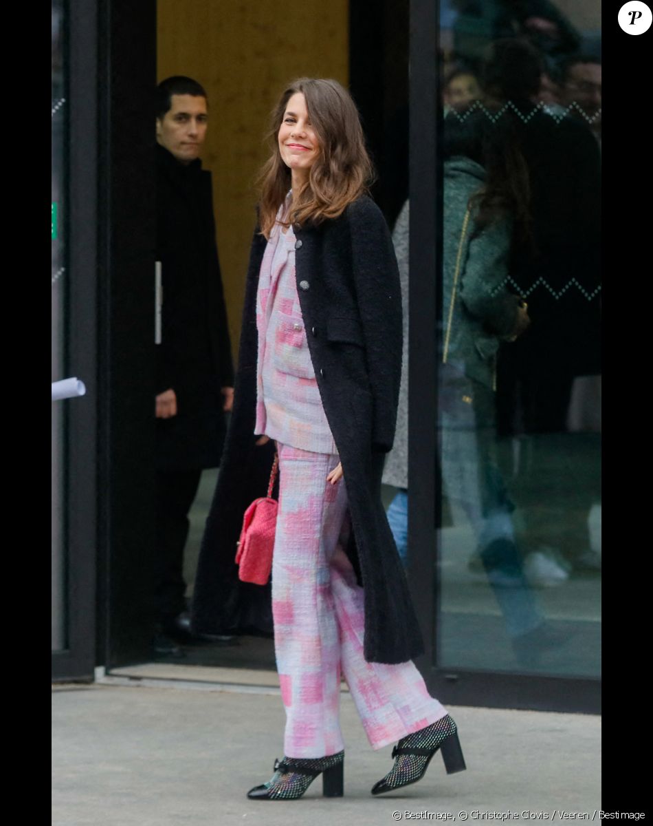 Charlotte Casiraghi - Arrivées au défilé Chanel Haute Couture printemps / été 2023 lors de la fashion week à Paris le 24 janvier 2023. © Christophe Clovis / Veeren / Bestimage