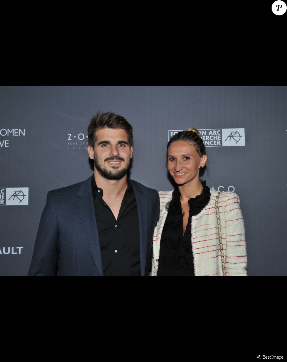 Exclusif - Hugo Bonneval et sa compagne Tatiana Golovin - Dîner de gala au profit de la Fondation ARC pour la recherche contre le cancer du sein à l'hôtel Peninsula à Paris le 1er octobre 2015.