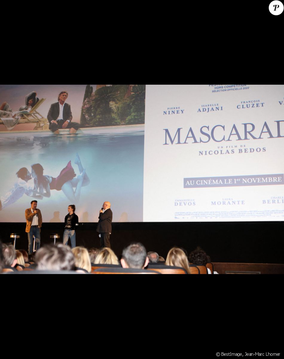 Nicolas Bedos et Marine Vatch lors de la présentation du film "Mascarade" au cinéma UGC Ciné Cité de Bordeaux, le 21 octobre 2022. © Jean-Marc Lhomer/Bestimage