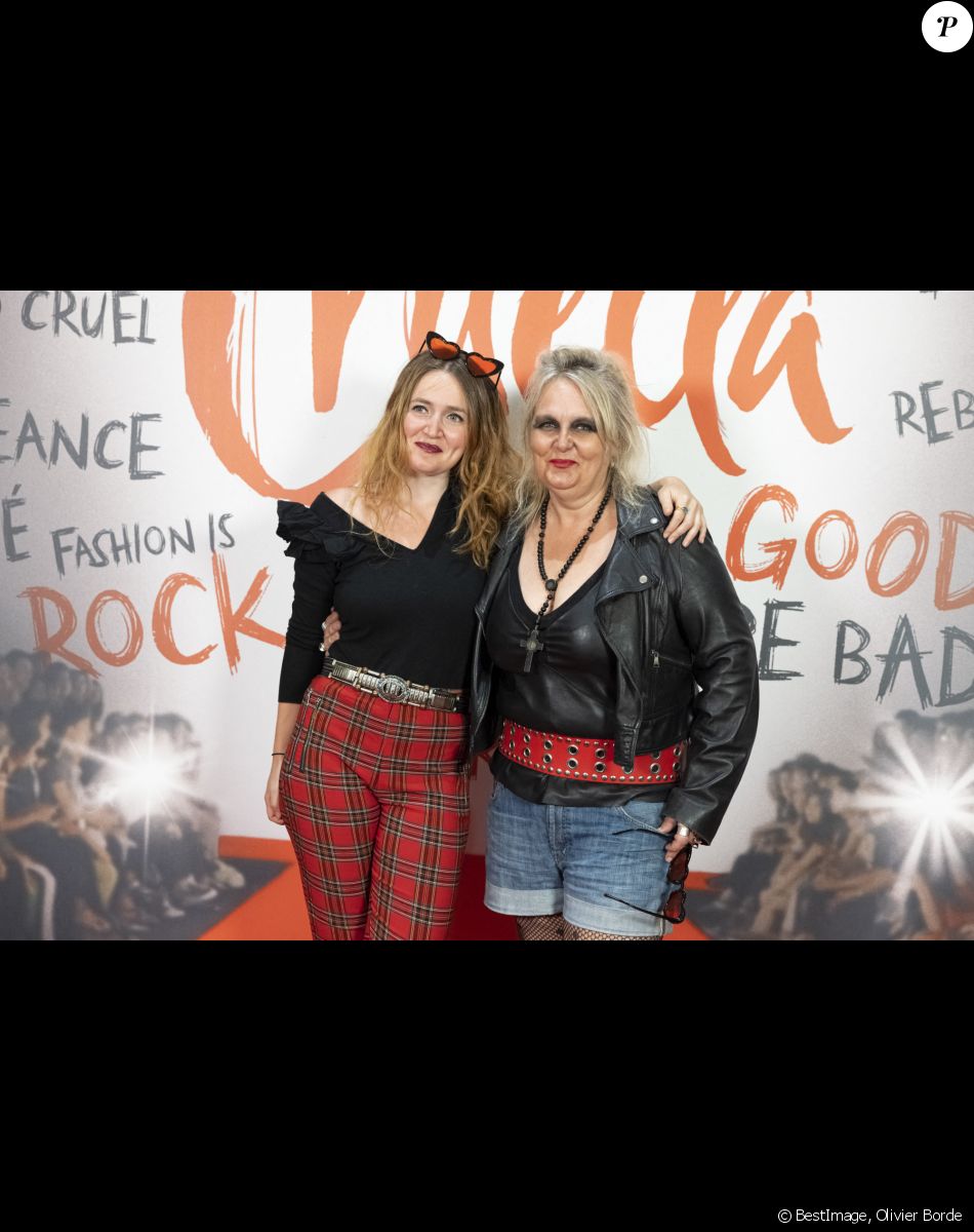 Valérie Damidot et sa fille Roxanne - Avant-première parisienne du film "Cruella" au cinéma Le Grand Rex à Paris, le 11 juin 2021. © Olivier Borde/Bestimage
