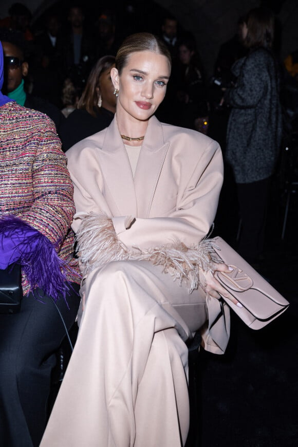 Rosie Huntington-Whiteley - Frontrow du défilé de mode Haute-Couture "Valentino" lors de la fashion week de Paris. Le 25 janvier 2023 © Olivier Borde / Bestimage