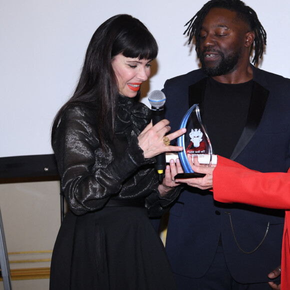 Semi-exclusif - Mathilda May, son compagnon Sly Johnson et Brigitte Fossey - 45ème édition de la cérémonie des Bests de Massimo Gargia au cercle de l'Union Interalliée à Paris, France, le 27 janvier 2023. © Rachid Bellak/Bestimage 