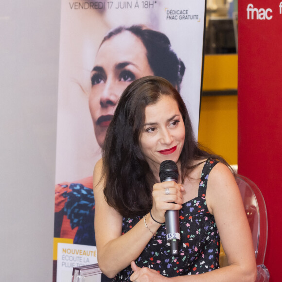 Exclusif - Olivia Ruiz - Rencontre Fnac avec Olivia Ruiz, à la Fnac Montparnasse - Paris le 17/06/2022 - © Jack Tribeca / Bestimage