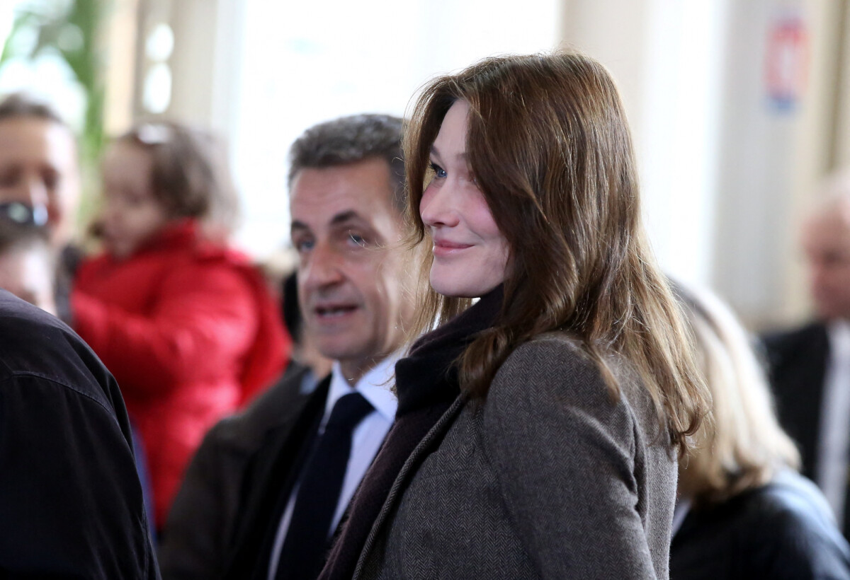 Nicolas Sarkozy Et Sa Nouvelle Compagne 2021