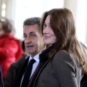Nicolas Sarkozy et sa femme Carla Bruni-Sarkozy - Nicolas Sarkozy et sa femme Carla Bruni-Sarkozy votent au lycée Jean de la Fontaine dans le 16ème à Paris pour le 1er tour des élections régionales le 6 décembre 2015. © Dominique Jacovides - Cyril Moreau / Bestimage 