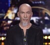 Florent Pagny - Emission spéciale "Unis pour l'Ukraine" à la Maison de la Radio et de la Musique, diffusée en direct sur France 2 et présentée par Nagui et Leïla.Kaddour à Paris le 8 mars 2022. France Télévisions et Radio France s'associent, face à l'urgence humanitaire, pour soutenir et aider le peuple ukrainien et toutes les populations touchées par le conflit, sur place et dans les pays limitrophes. Le service public s'engage aux côtés de la Croix-Rouge française, qui lance un appel aux dons financiers, pour faire face aux besoins humanitaires, qui ne cessent de s'intensifier. Cette soirée spéciale est diffusée en simultané sur France 2 et France Inter avec un concert exceptionnel en direct, avec la participation des formations musicales de Radio France. Avec cette soirée, France Télévisions et Radio France permettent aux Français de répondre concrètement à l'urgence humanitaire, à l'intérieur et à l'extérieur de l'Ukraine, à travers des dons à la Croix-Rouge française. © Cyril Moreau / Jack Tribeca / Bestimage 