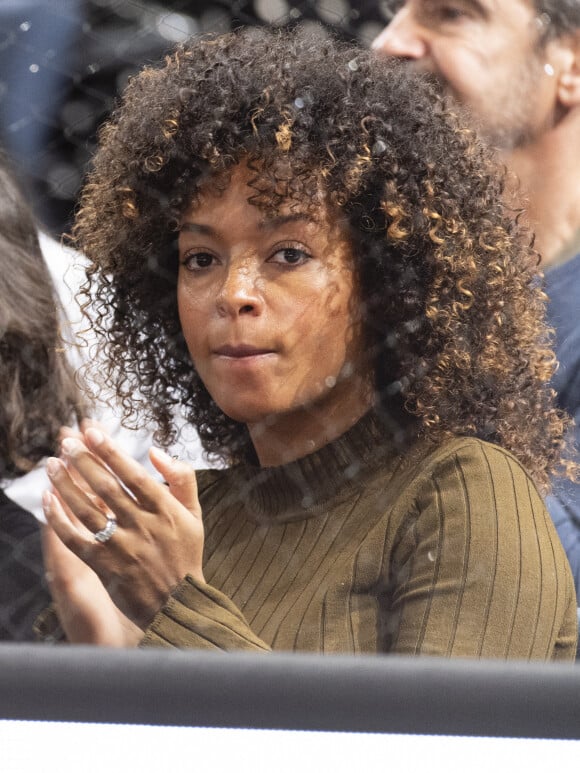 Susan Gossage, enceinte, la femme de Jérémy Chardy assiste à la défaite de son mari face à Cristian Garin lors du tournoi de tennis Rolex Paris Masters à l'AccorHotels Arena le 31 octobre 2019. © Perusseau / Veeren / Bestimage 