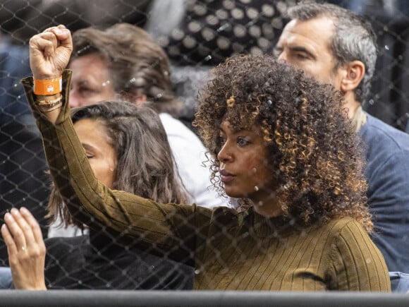 Susan Gossage, enceinte, la femme de Jérémy Chardy assiste à la défaite de son mari face à Cristian Garin lors du tournoi de tennis Rolex Paris Masters à l'AccorHotels Arena le 31 octobre 2019. © Perusseau / Veeren / Bestimage 