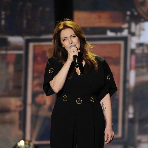 Exclusif - Isabelle Boulay - Surprises - Enregistrement de l'émission "La Chanson secrète 7 " à la Scène musicale à Paris, qui sera diffusée le 15 janvier 2021 sur TF1. Après le succès des précédentes éditions, " LA CHANSON SECRETE ", présentée par N.ALIAGAS et produite par DMLS TV, revient sur TF1. 8 artistes ne savent rien de ce qui va se passer pour eux ! Ils ont accepté de jouer le jeu, de se laisser totalement surprendre, émouvoir, parfois même déstabiliser car ils vont découvrir en même temps que les téléspectateurs une surprise : une chanson qui leur est chère revisitée et réinterprétée par un artiste. Des mises en scène spectaculaires au service de l'émotion... Et des émotions fortes pour l'artiste assis dans le fauteuil grâce à la venue sur le plateau de proches et d'invités inattendus. Les téléspectateurs seront aux premières loges pour vivre ces moments d'intimité musicale rare. © Gaffiot-Moreau / Bestimage