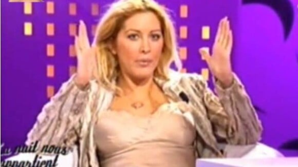Regardez Loana balancer sur l'anatomie et les préférences sexuelles de Jean-Edouard !