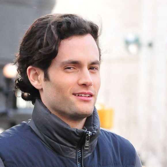 Penn Badgley sur le tournage de Gossip Girl à Los Angeles en 2012