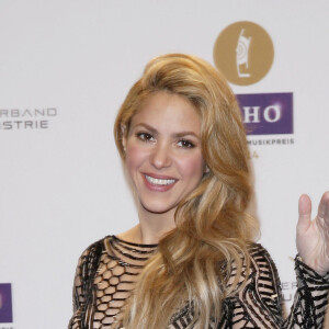 Shakira - People à la soirée Echo Music Awards à Berlin. Le 27 mars 2014  
