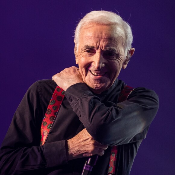 Exclusif - Charles Aznavour en concert à l'Accorhotels Arena (POPB Bercy) à Paris. Le 13 décembre 2017. © Cyril Moreau / Bestimage