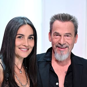 Exclusif - Florent Pagny et son épouse Azucena - Enregistrement de l'émisssion Vivement dimanche au studio Gabriel, presentée par Michel Drucker . Diffusion sur France 2 le 21 Novembre 2021 . © Guillaume Gaffiot / Bestimage