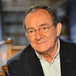 Info - La chaîne Animaux rend hommage au présentateur préféré des français, Jean-Pierre Pernaut, décédé le 2 mars, en rediffusant l'émission Animaux Stars vendredi 4 mars 2022 - Semi-Exclusif - Jean-Pierre Pernaut - Jean-Pierre Pernaut et sa femme Nathalie Marquay lors de l'enregistrement de l'émission "Animaux Stars" le 23 novembre 2021, qui sera diffusée le 5 février 2022 sur la chaine Animaux. L'ancien présentateur du journal de 13h vient de révéler d'être atteint d'un cancer du poumon © Veeren/Bestimage