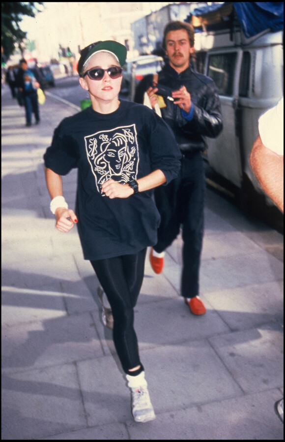 Madonna faisant un footing à New York en 1987