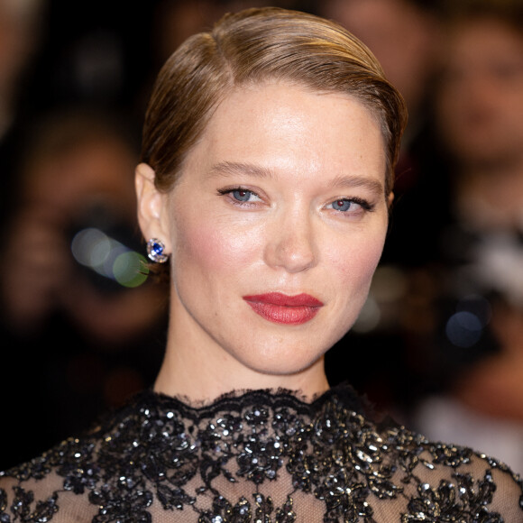 Léa Seydoux - Montée des marches du film " Les crimes du futur " lors du 75ème Festival International du Film de Cannes. Le 23 mai 2022 © Cyril Moreau / Bestimage